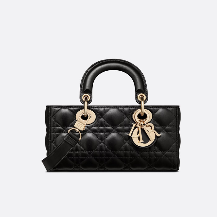 SSA 디올 LADY D-JOY 레더 퀼팅 로고 체인 스몰 백 M0613ONGE 22 x 12 x 6cm
