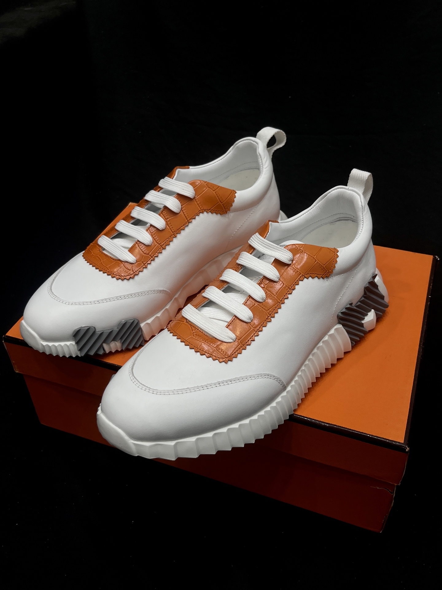 에르메스 Bouncing 남성 스니커즈