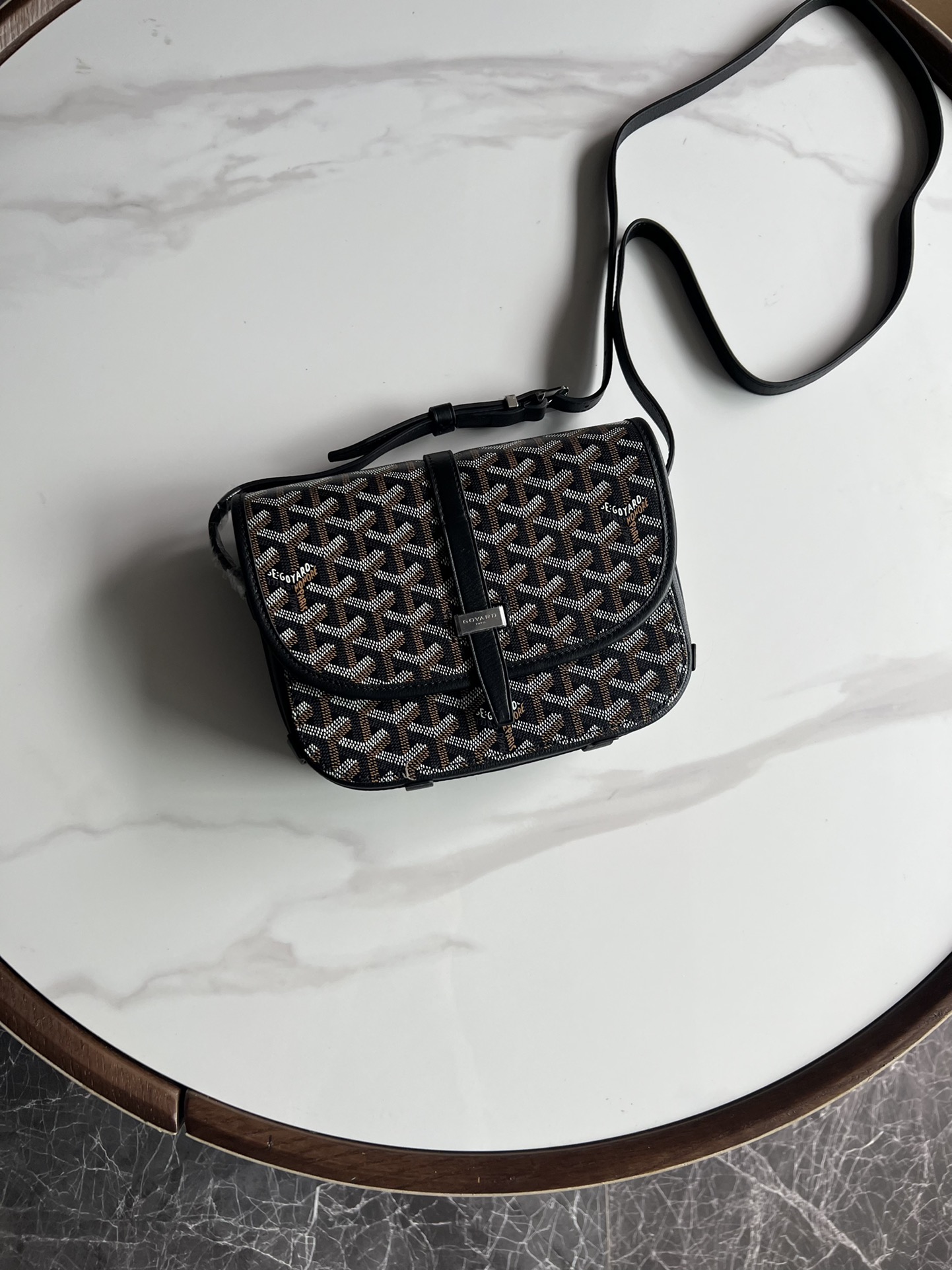 고야드 벨베데르 메신저백 21*16*6Cm