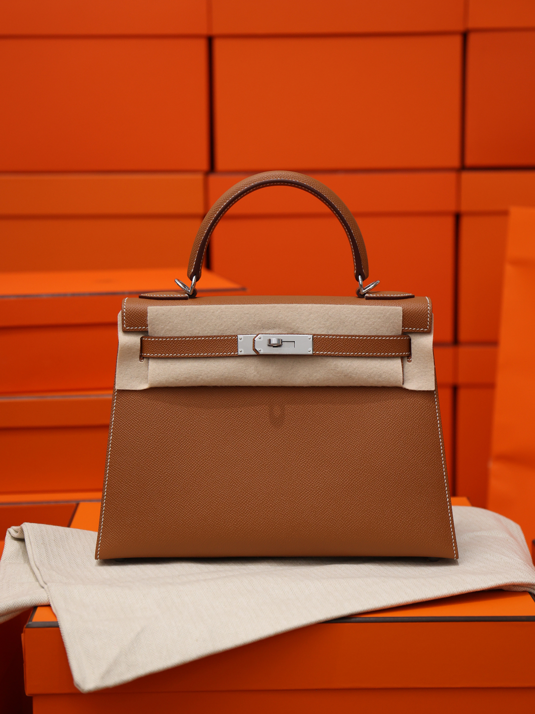 M9 에르메스 켈리 28cm 셀리에 밀크쉐이크  에프솜 가죽