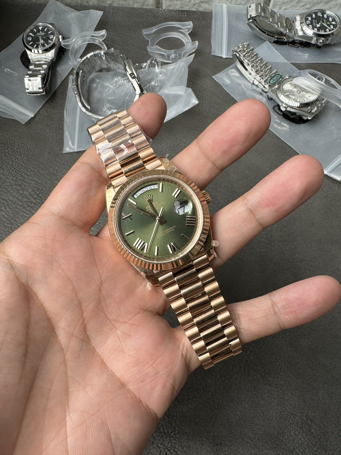 QF l 2836 무브먼트 l 40mm l 데이데이트 Day-date 186g