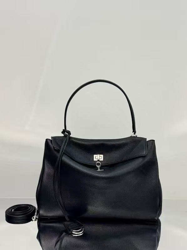 발렌시아가 rodeo 미디움 사이즈 35x23.3x10.9cm