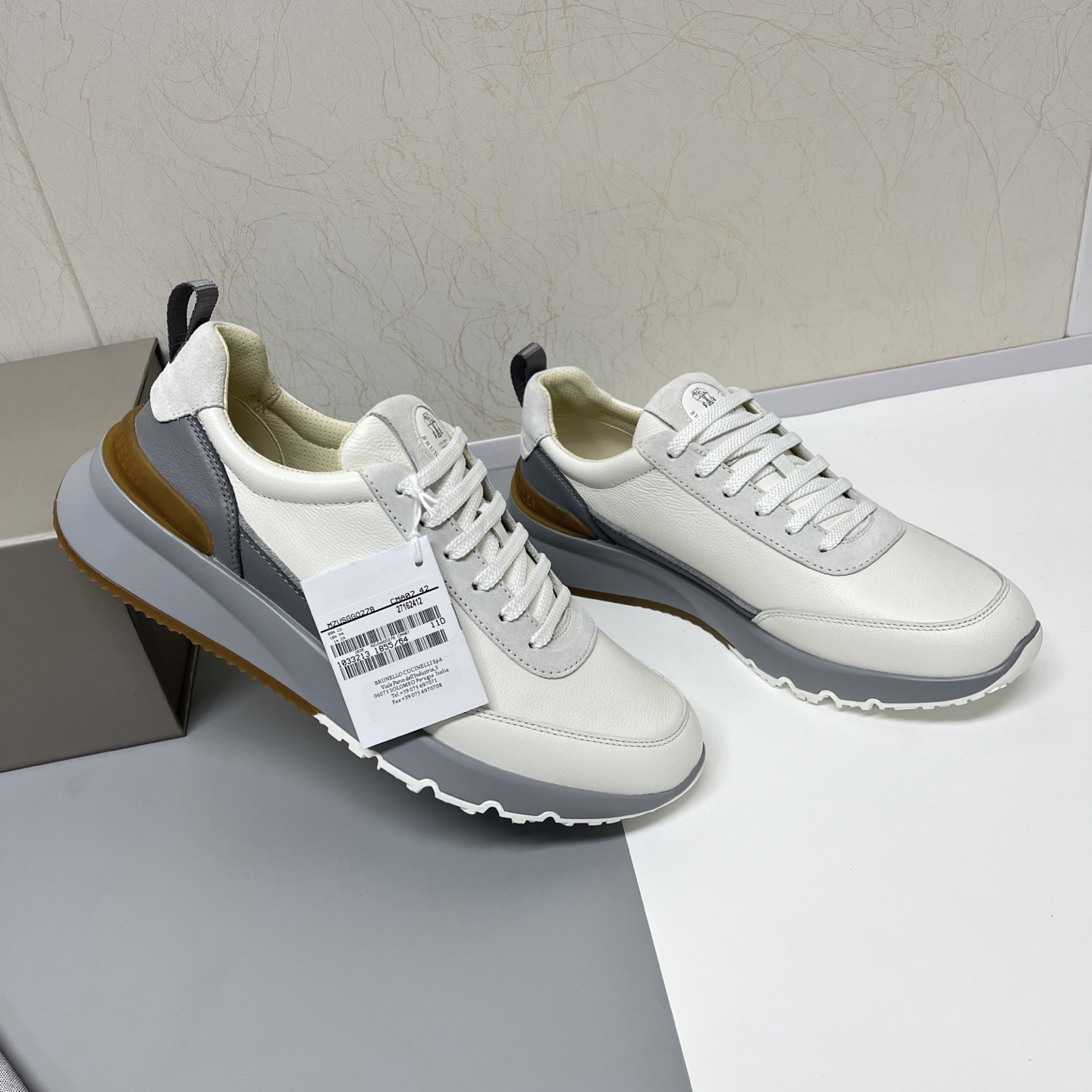 Brunello Cucinelli 로우탑 스니커즈