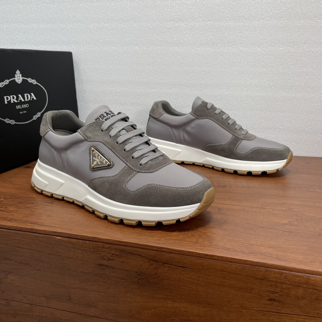 프라다 스니커즈