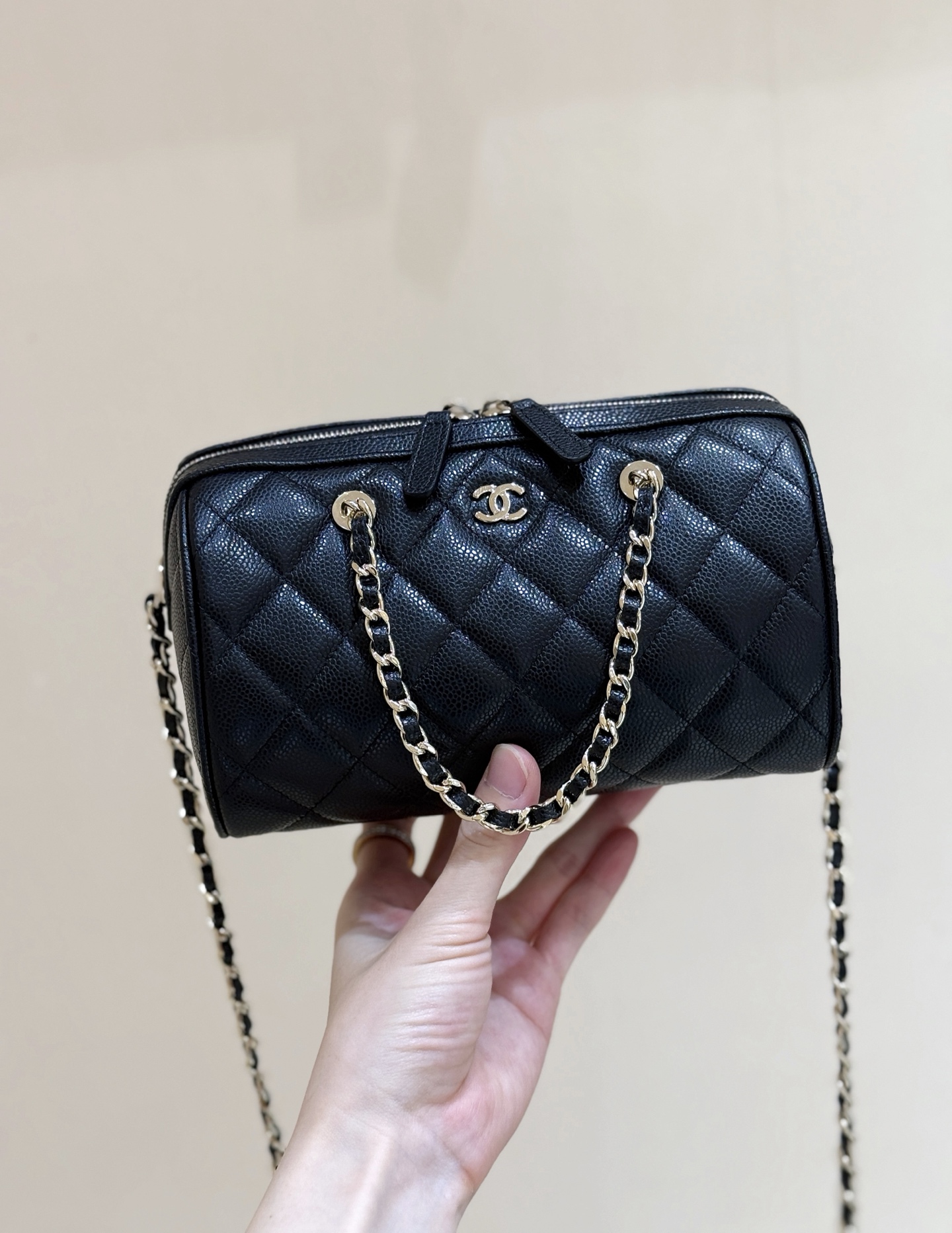  샤 ƆC ⅭＨΑＮＥⅬ ƆC 넬 원통백 볼링백 탑핸들 체인 크로스백 AP4474 