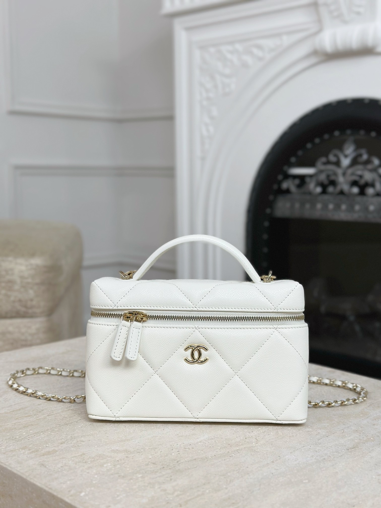  샤 ƆC ⅭＨΑＮＥⅬ ƆC 넬 체인 코스메틱 케이스 AP4936 17*19.5*5cm