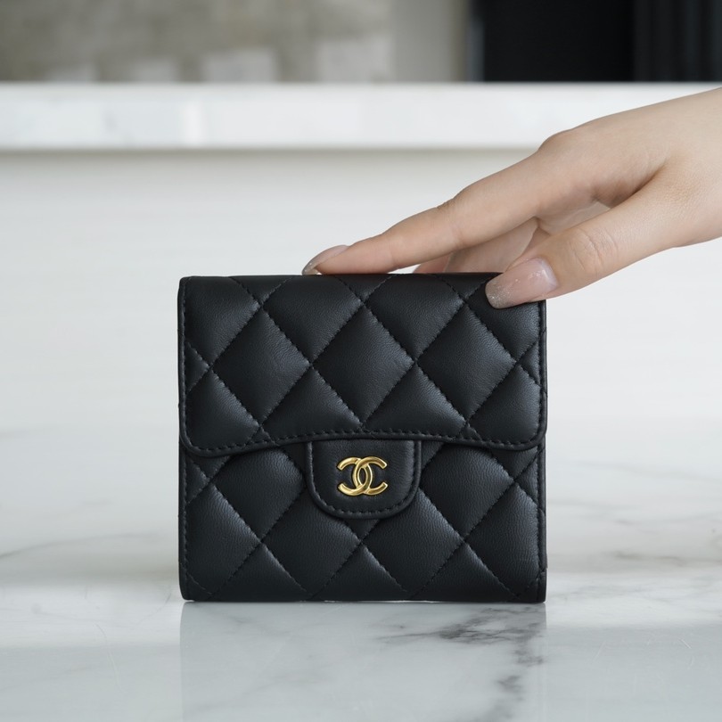  샤 ƆC ⅭＨΑＮＥⅬ ƆC 넬 클래식 반지갑 똑딱이 AP0231  11.5x10.5x3cm