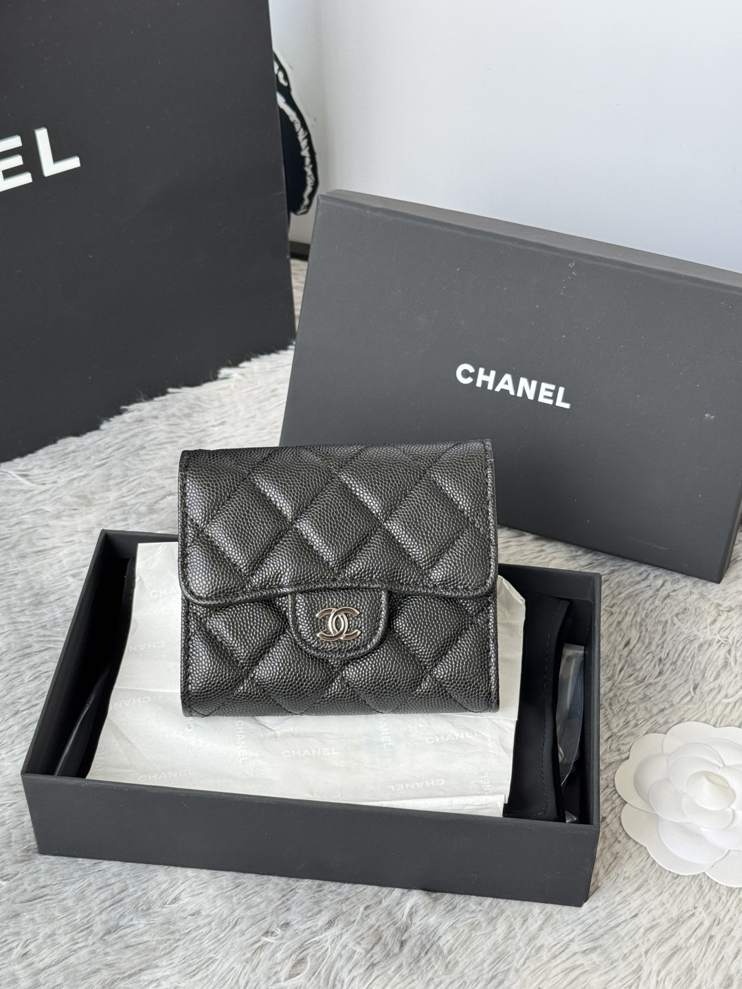 샤 ƆC 넬 클래식플랩 반지갑