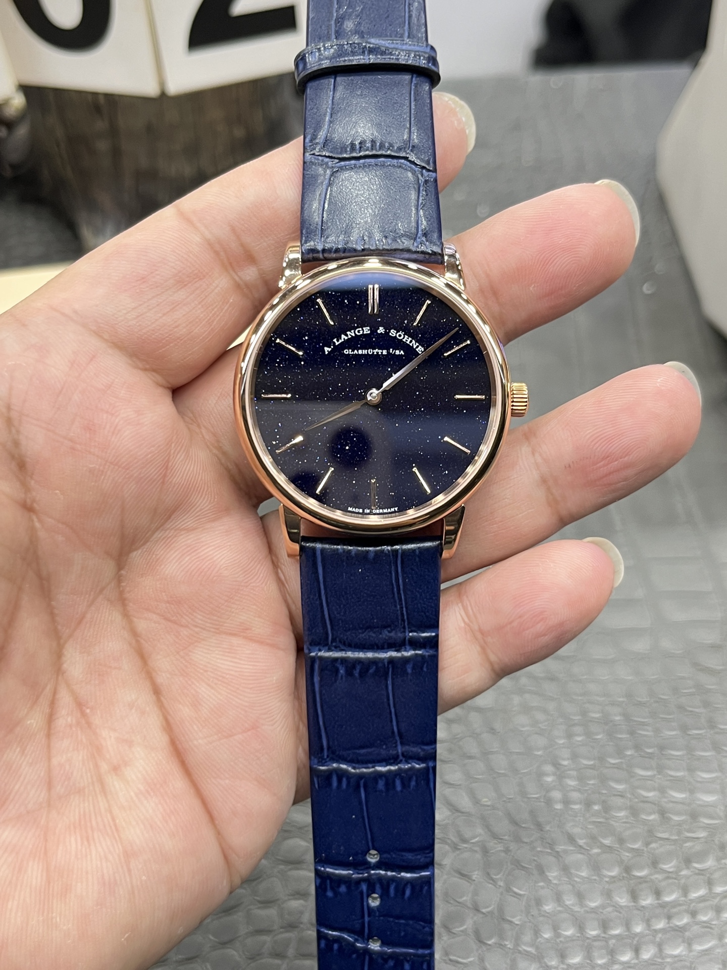 SV l 2892 l 39mm l A. Lange & Söhne SAXONIA THIN