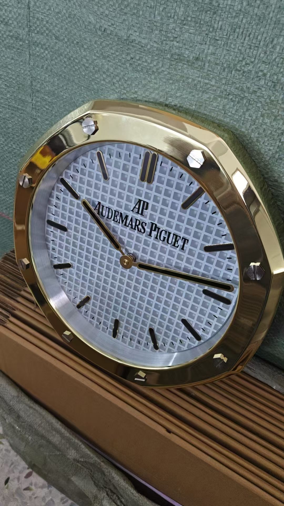 오데마 피게 로열오크 벽시계 35cm