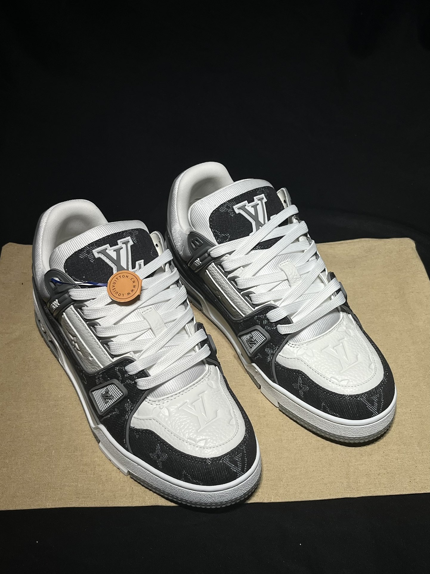 루이비통 LV트레이너