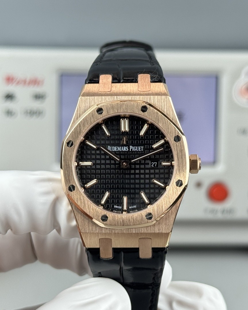 GR | 쿼츠 무브먼트 l 33mm l 오데마 피게 로열 오크 67651