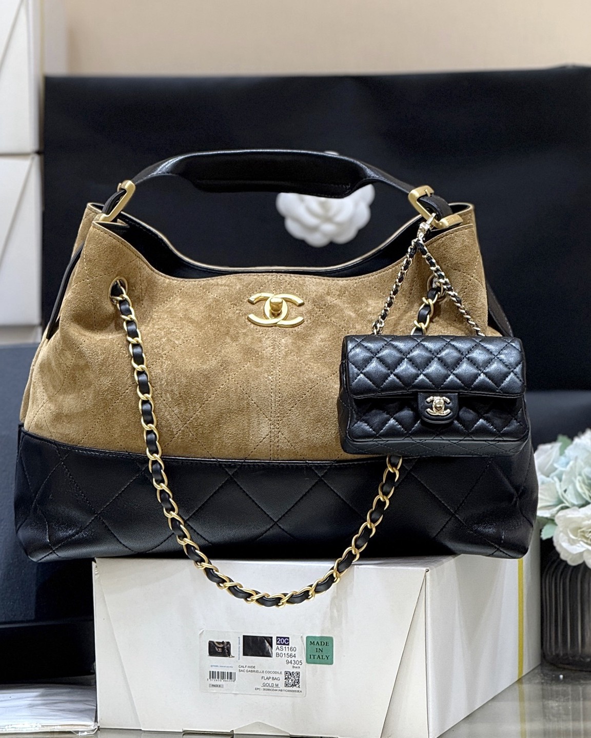  샤 ƆC ⅭＨΑＮＥⅬ ƆC 넬 스몰 쇼핑백 AS5634 24*36*14cm