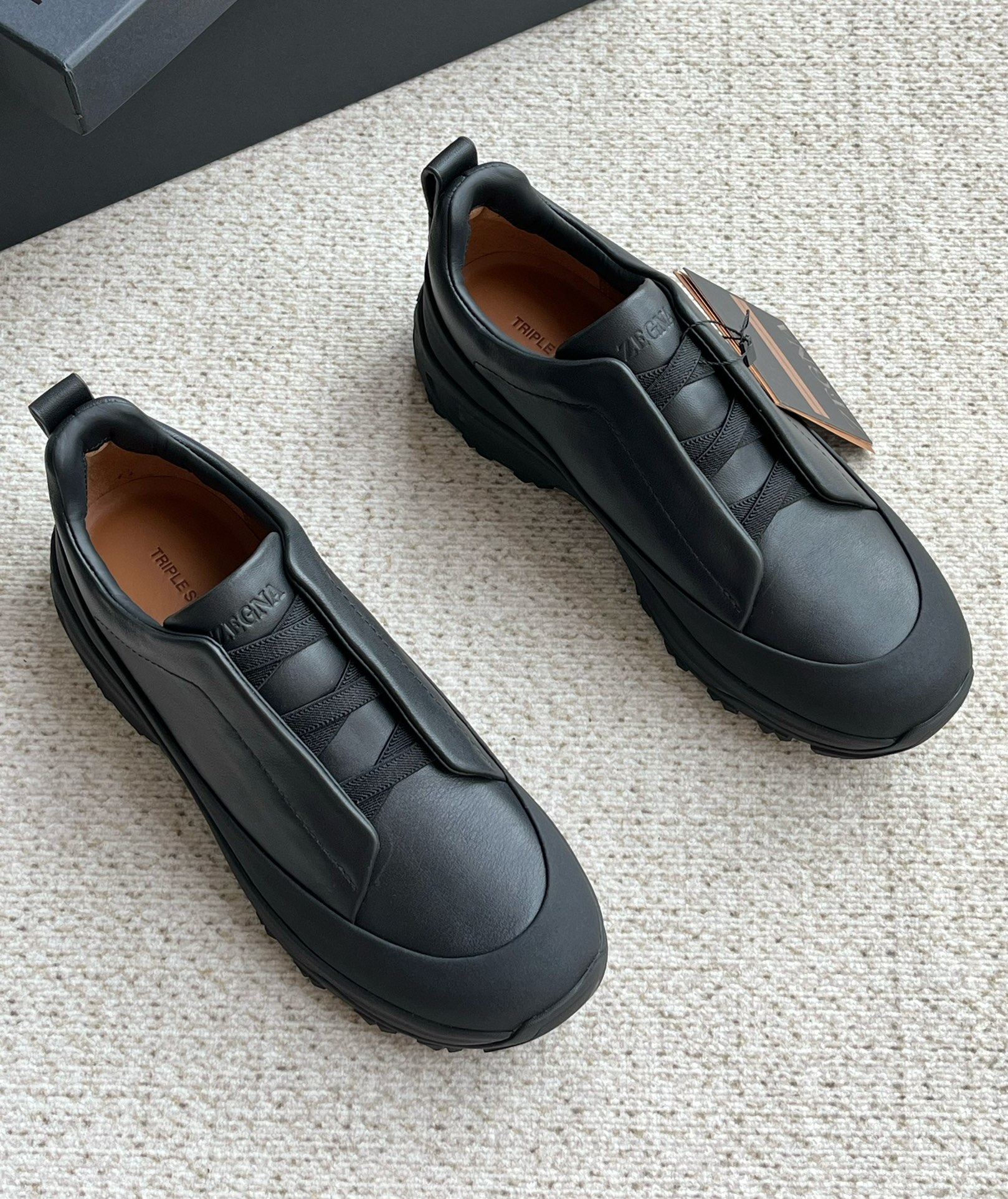 제냐 FW25 스니커즈 LHNEL