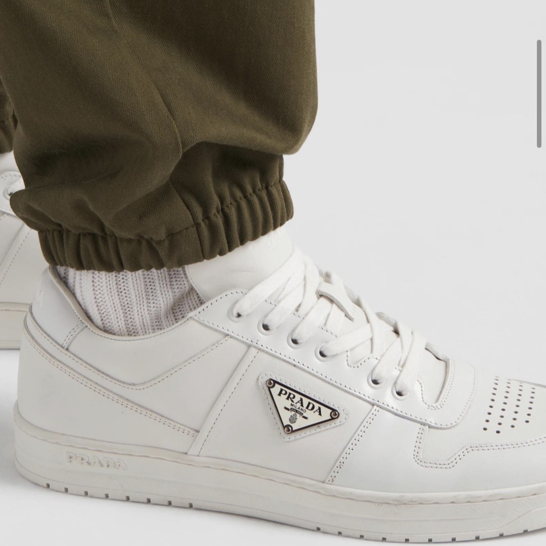 Prada 다운타운 로우탑 스니커즈