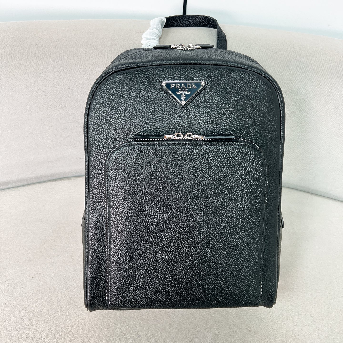 프라다 25FW 사피아노 가죽 백팩 2VZ102  30x43x12.5cm