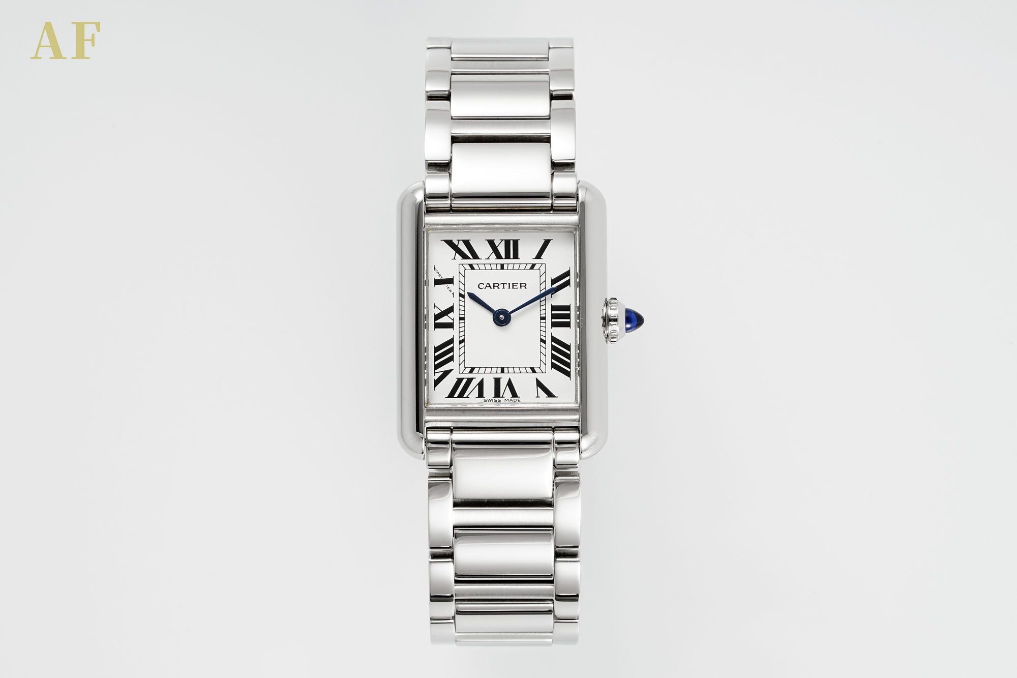 AF | 쿼츠 무브먼트 l 34.8 x 24mm l 까르띠에 탱크 solo