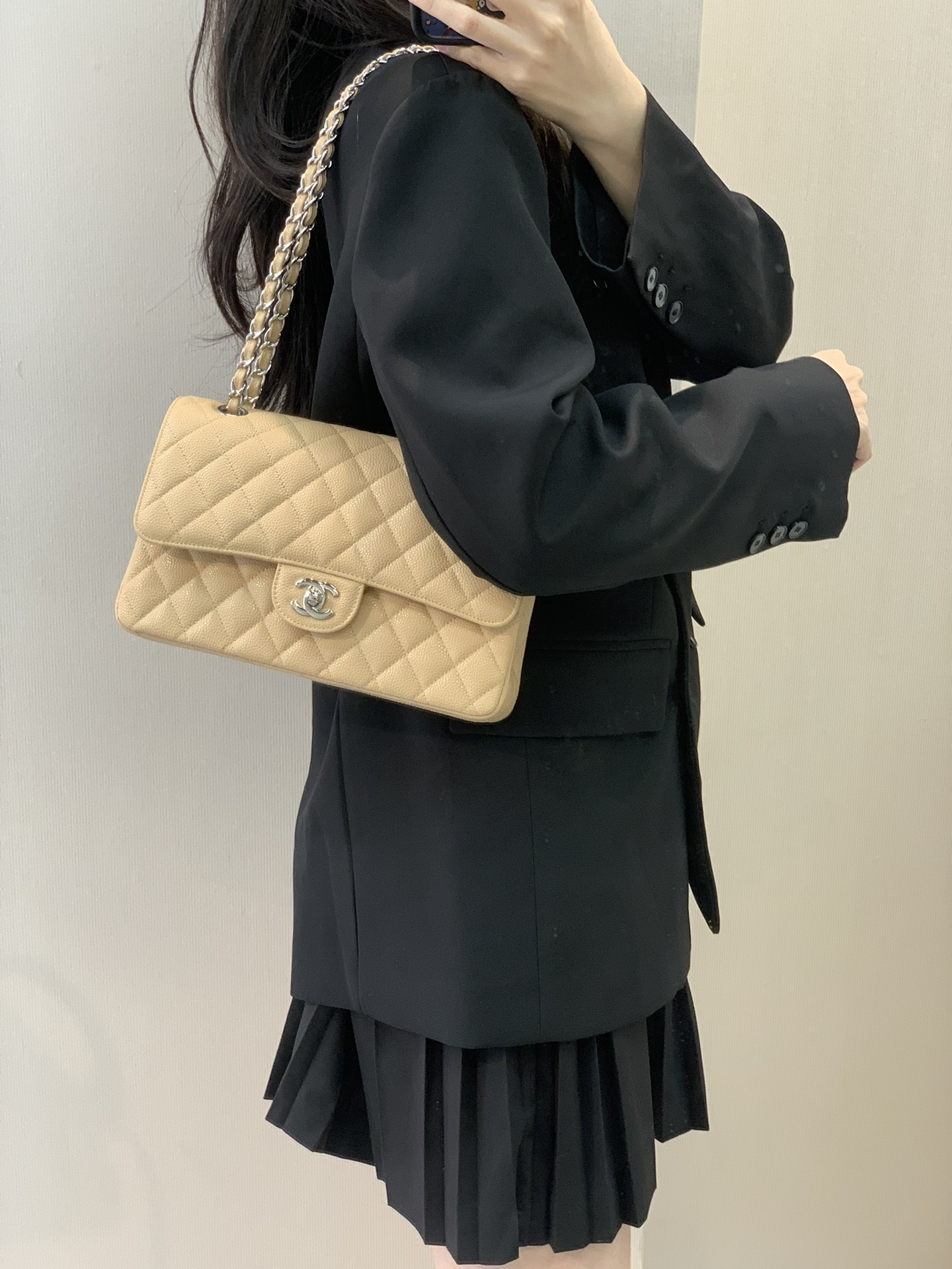  샤 ƆC ⅭＨΑＮＥⅬ ƆC 넬 클래식 캐비어 플랩백 미디움 25cm 112