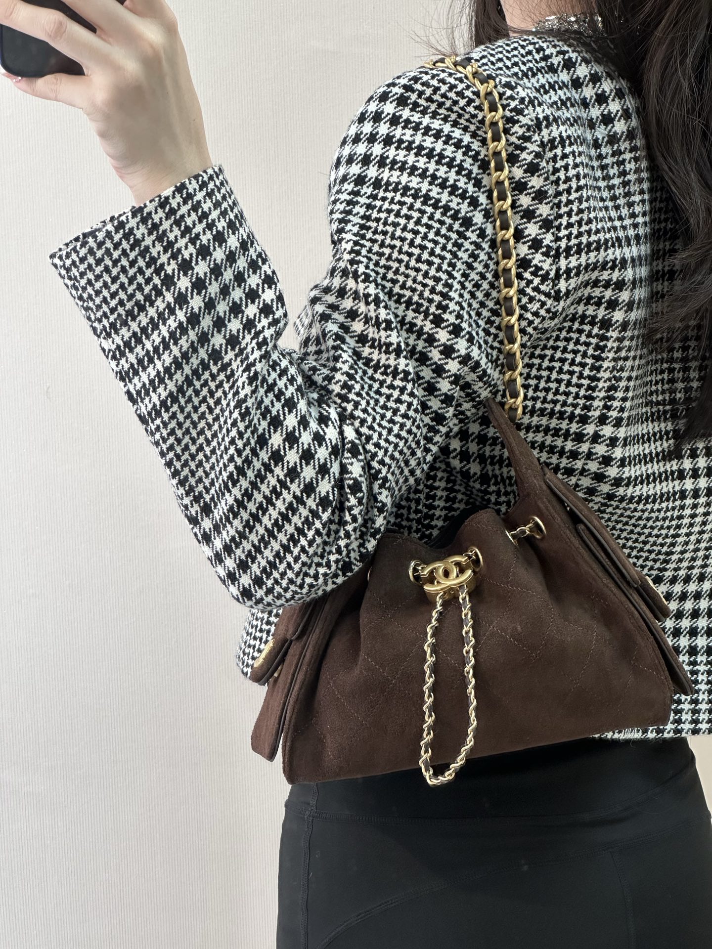 샤 ƆC 넬 25 미니백 스웨이드 메탈릭 카프스킨  AS5631 22-20-12.5cm