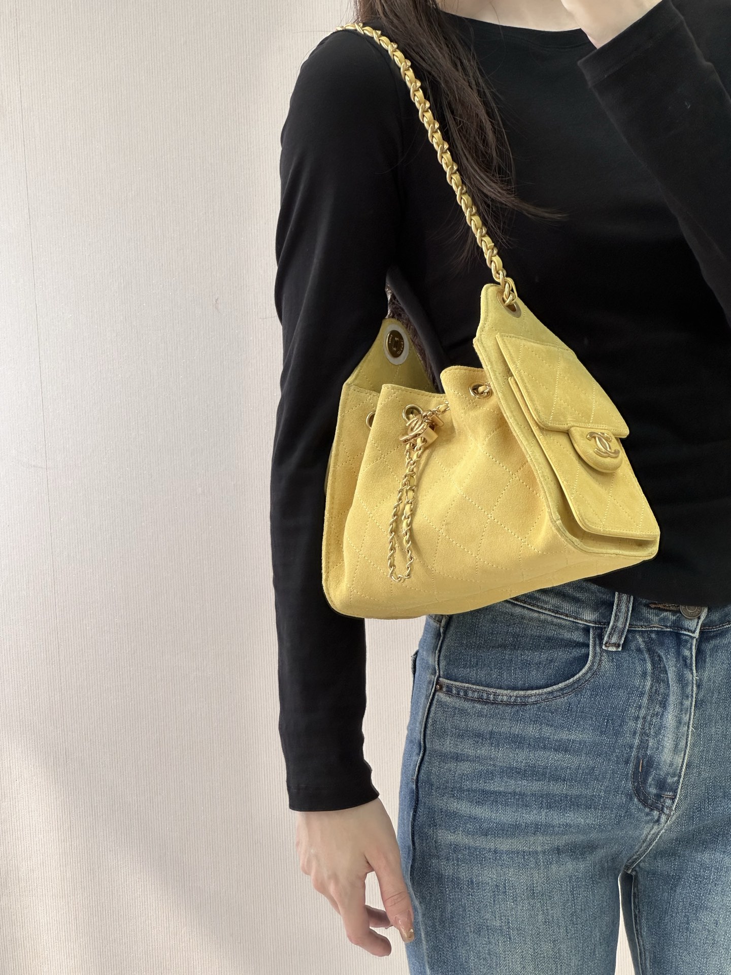 샤 ƆC 넬 25 미니백 스웨이드 메탈릭 카프스킨  AS5631 22-20-12.5cm