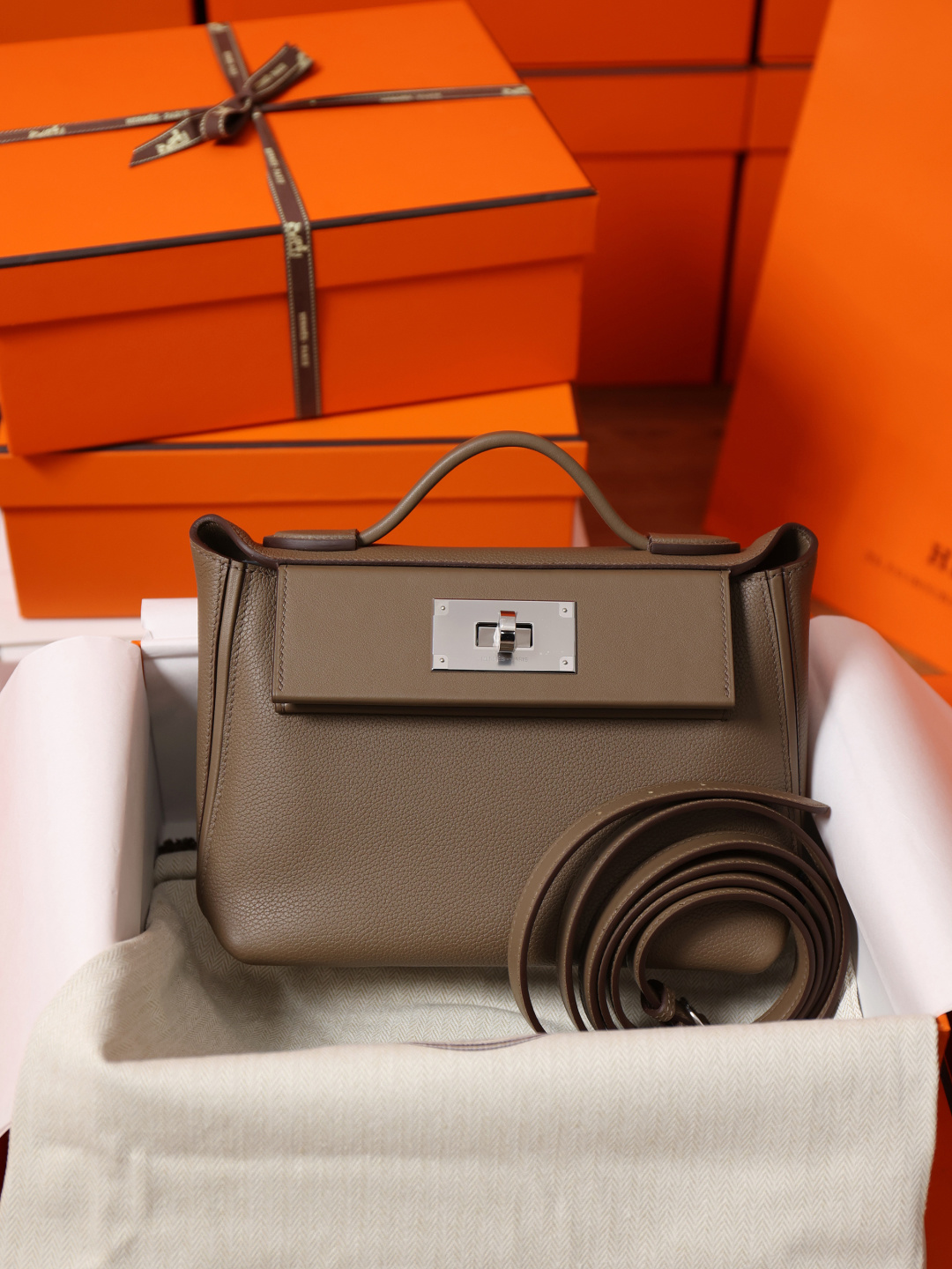 에르메* 24/24 백  21CM X 16CM X 12CM