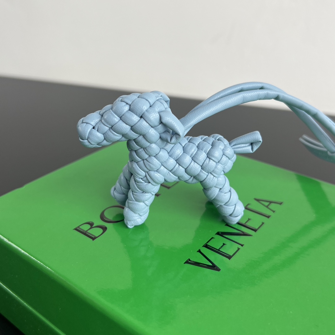 Bottega Veneta  도그 참 에 리본