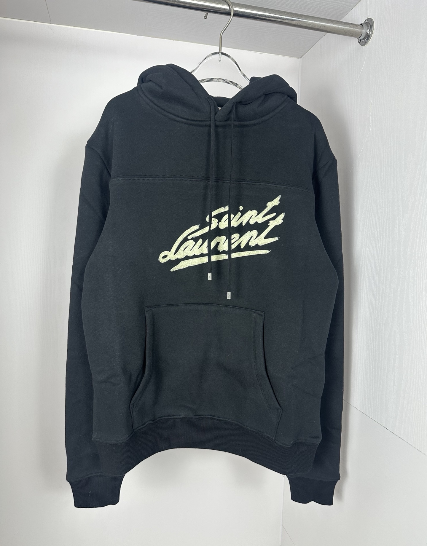 생로랑(SAINT LAURENT) 50S 시그니처 로고