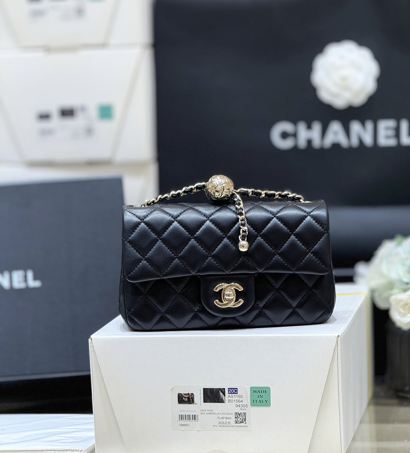 샤 ƆC 넬  25K 클래식 골드볼 뉴 미니 백  연한 금색  AS1787   20cm x 7cm x 13cm