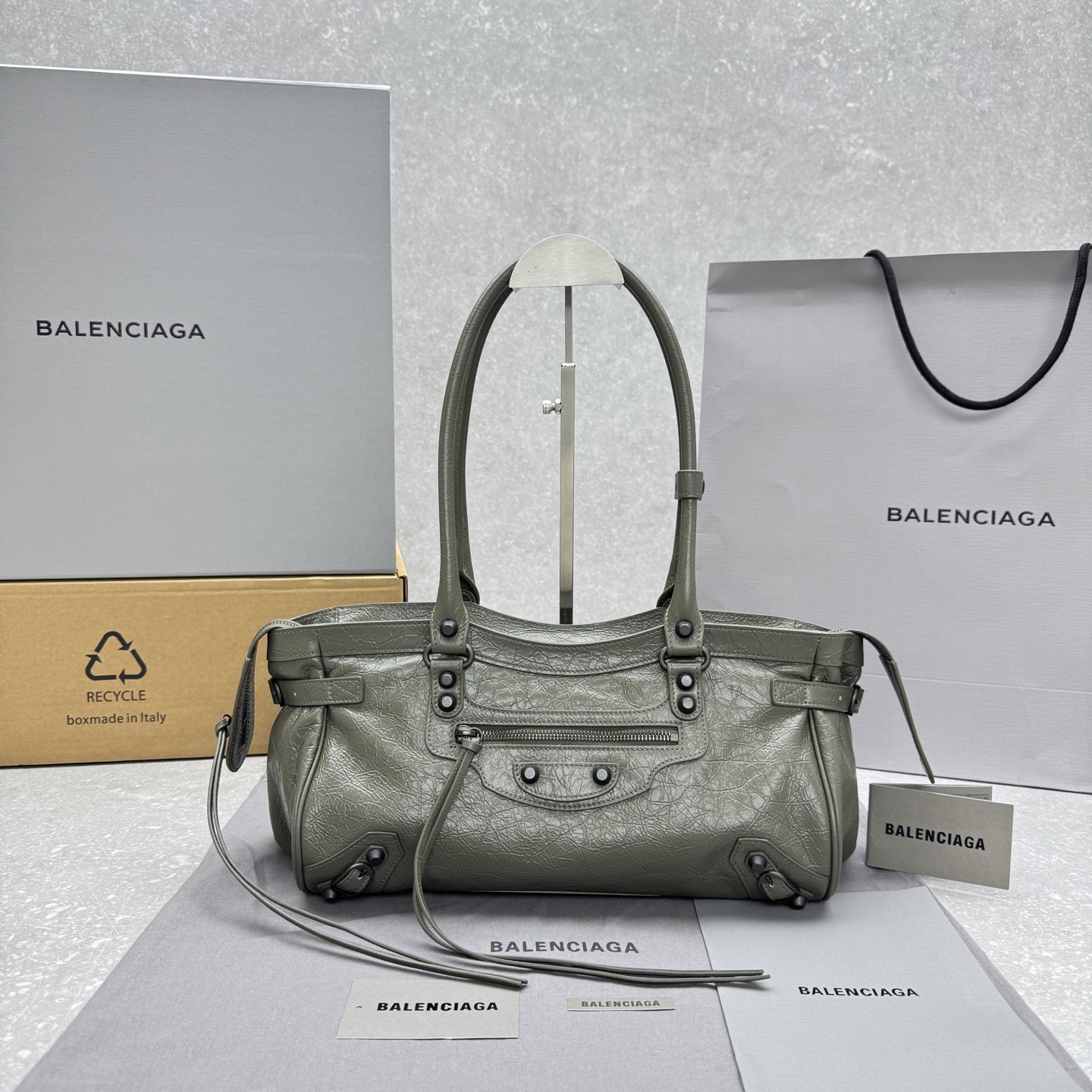 BALENCIAGA - Le City East West bag  32×9×19cm