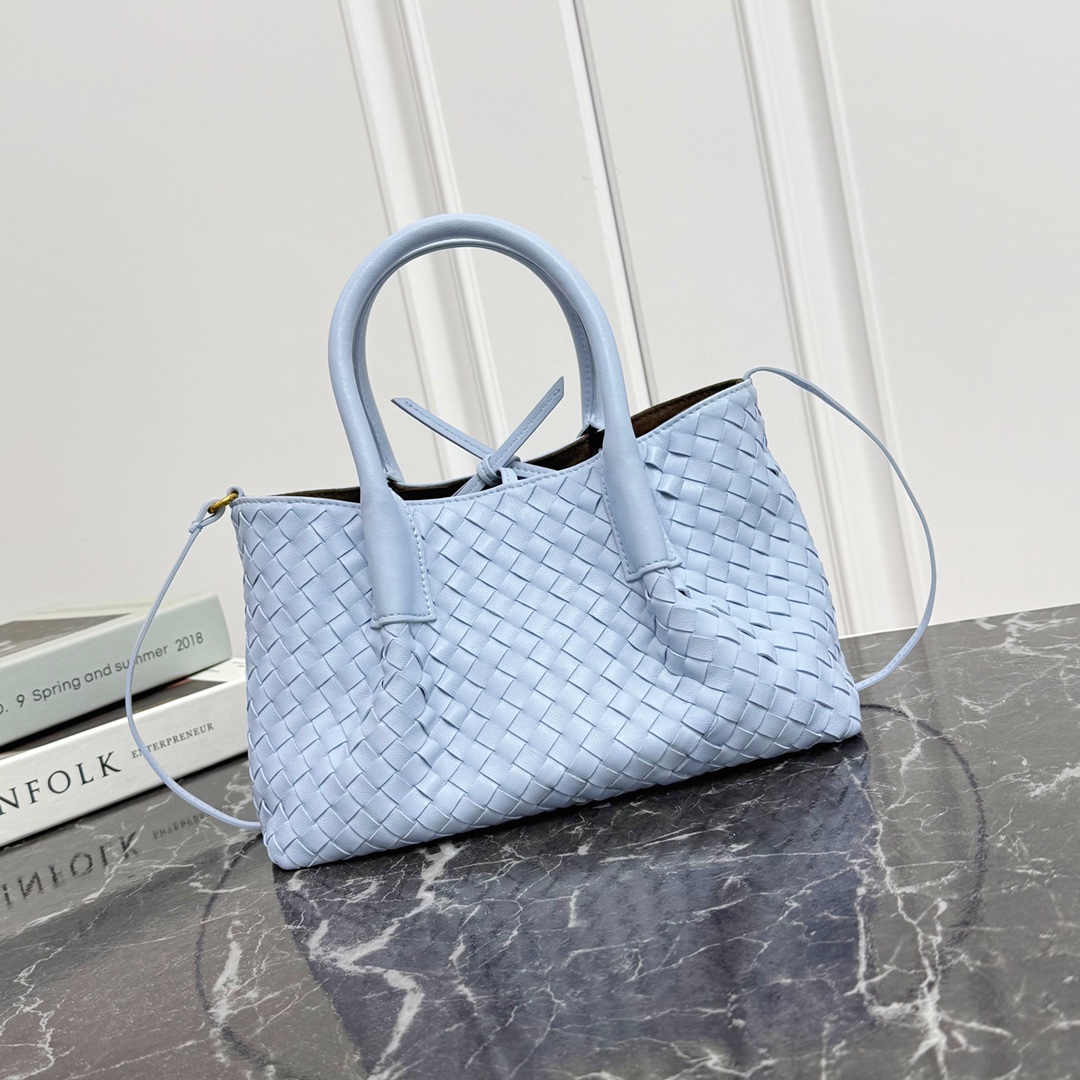 25FW 보테가베네타 스몰 피나코테카 폰단트 835881  24*15*12CM