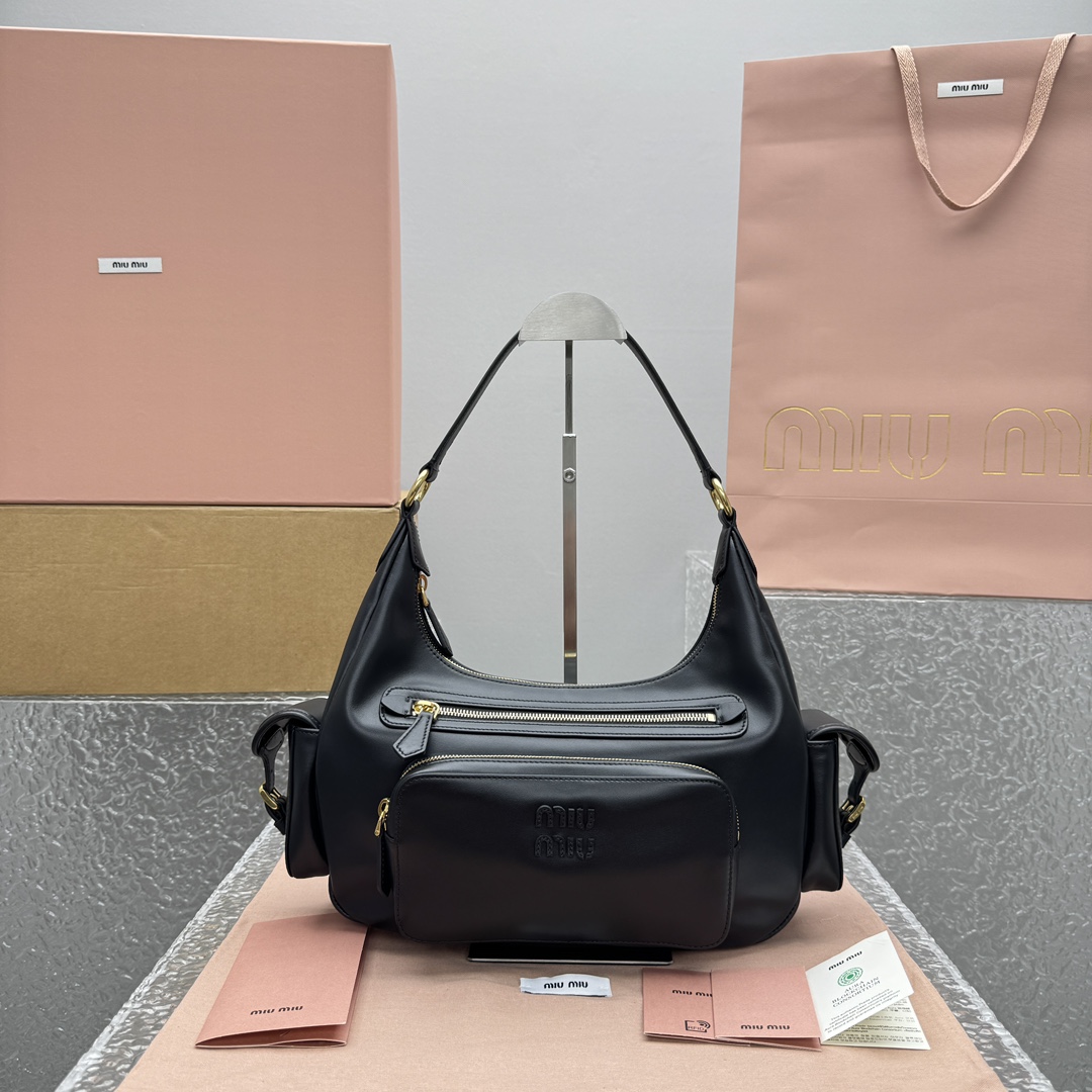 MIUMIU 미우미우 가죽 포켓 백 5BC189  38x 40 x 14cm