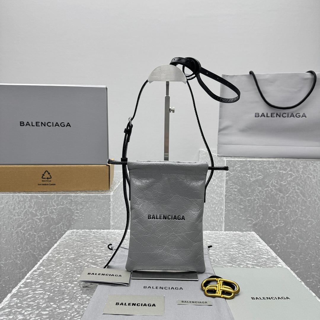 Balenciaga Dust Bag 15x 21cm
