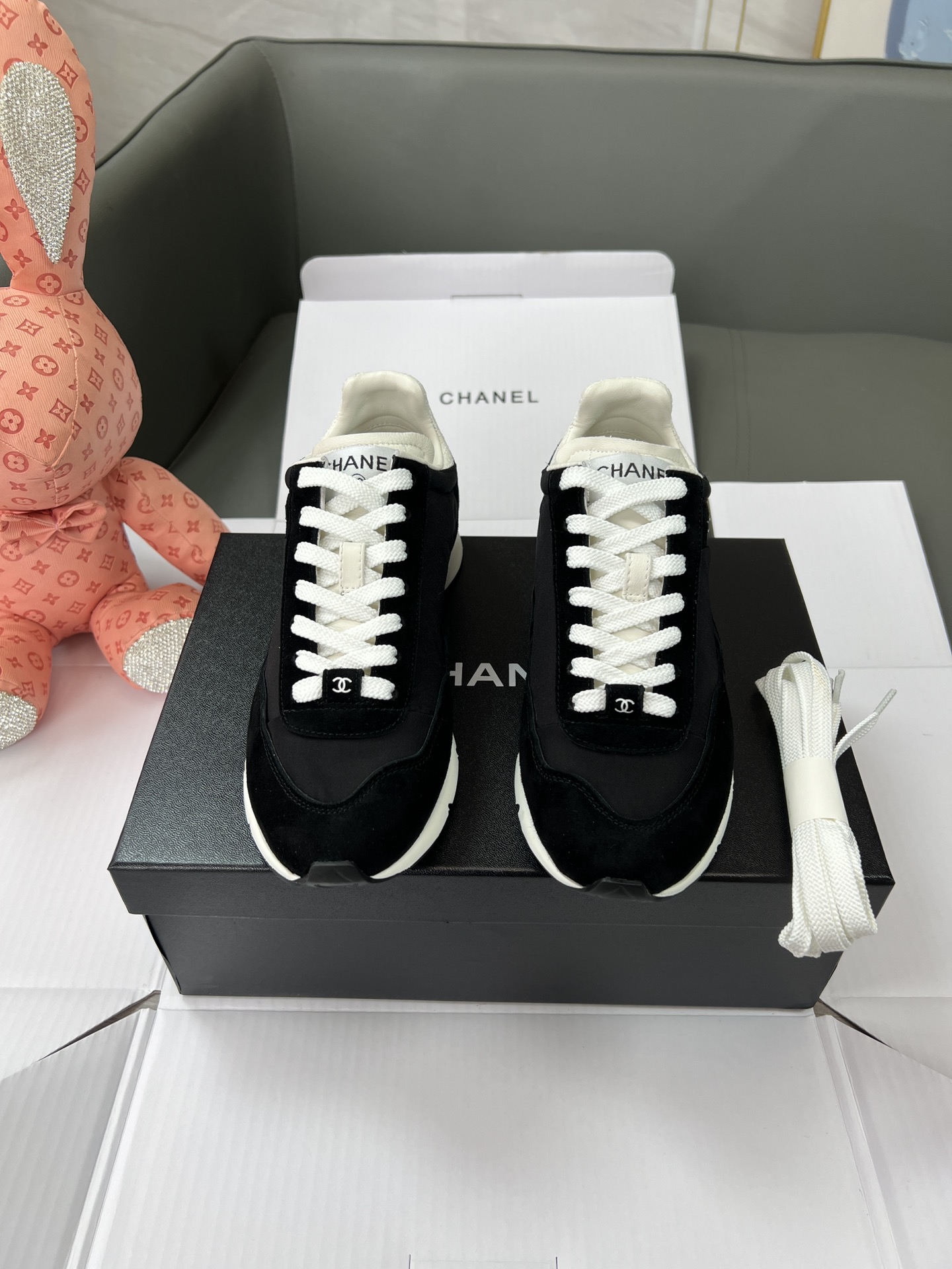 샤 ƆC 넬 24 스니커