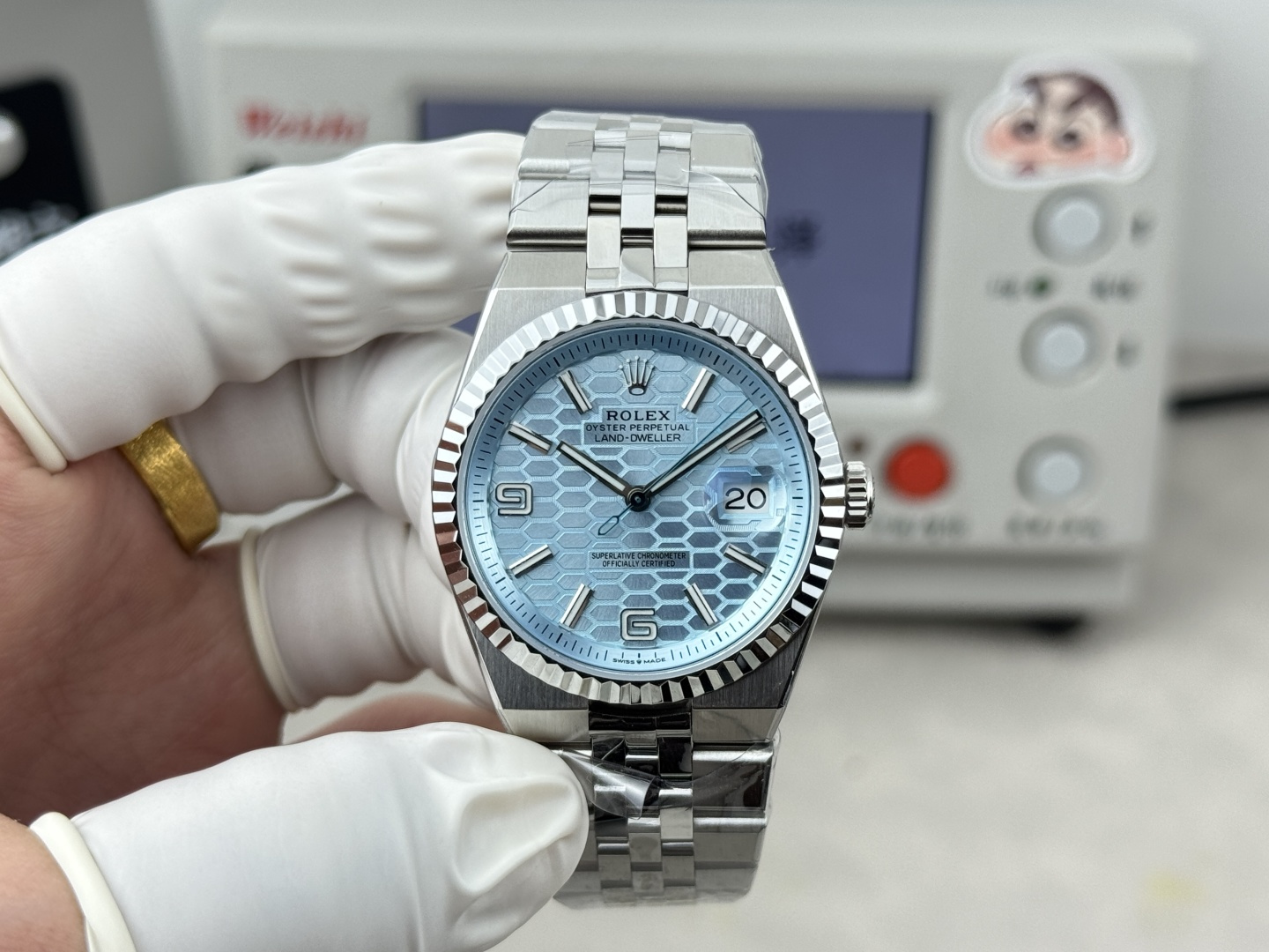 BV2 l Cal.7135 l 36mm l  롤렉스 Land-Dweller 127236