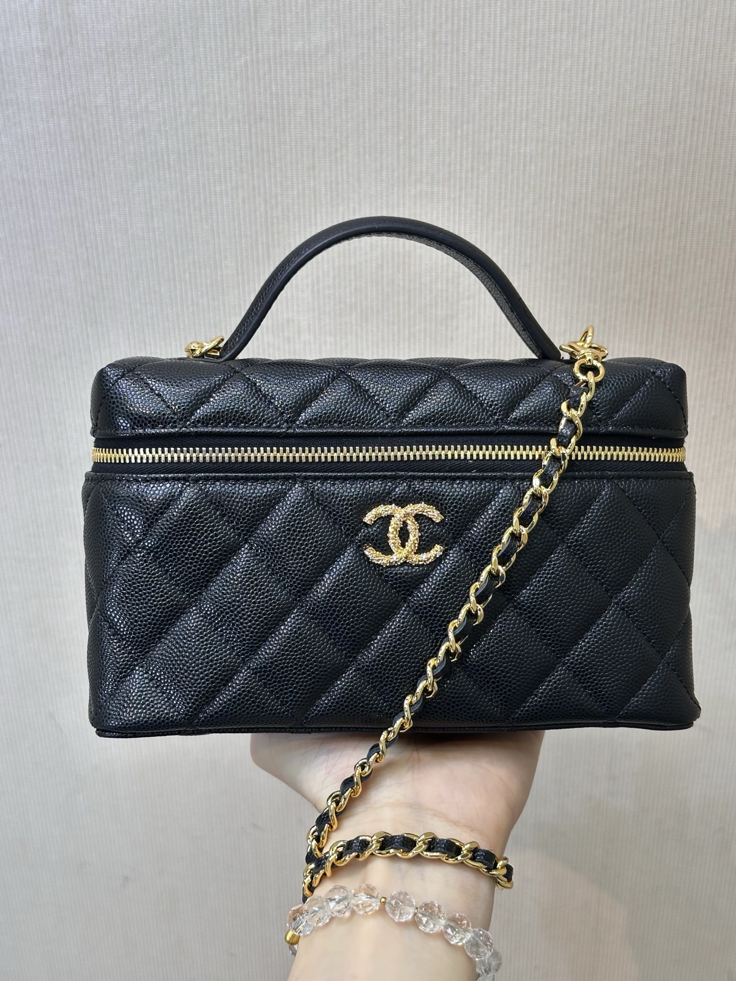 샤 ƆC 넬 26 크루즈 직사각 베니티백 5090  17×19.5×5cm