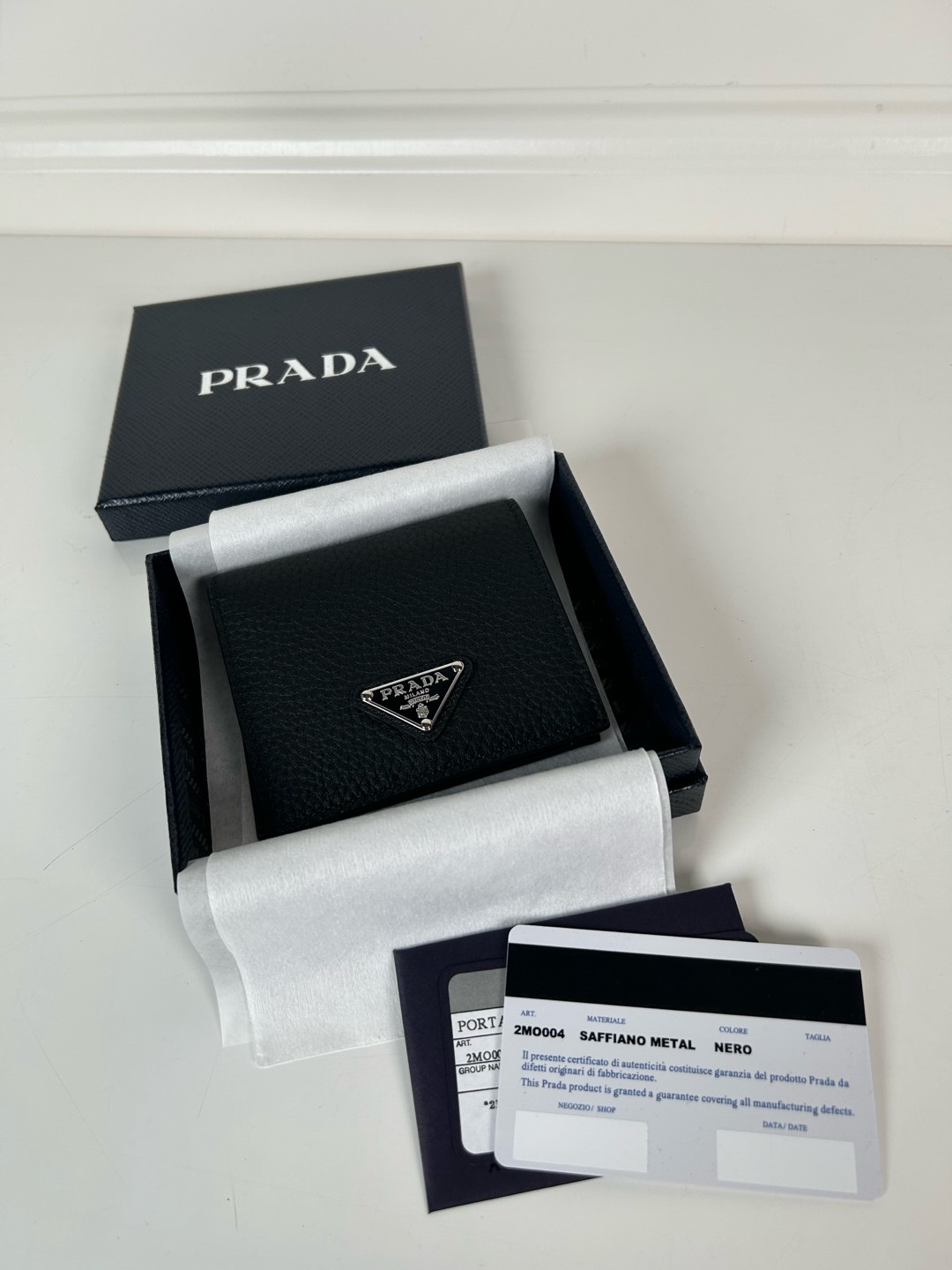 프라다  리나일론 지갑 2MO004 9 X 10cm