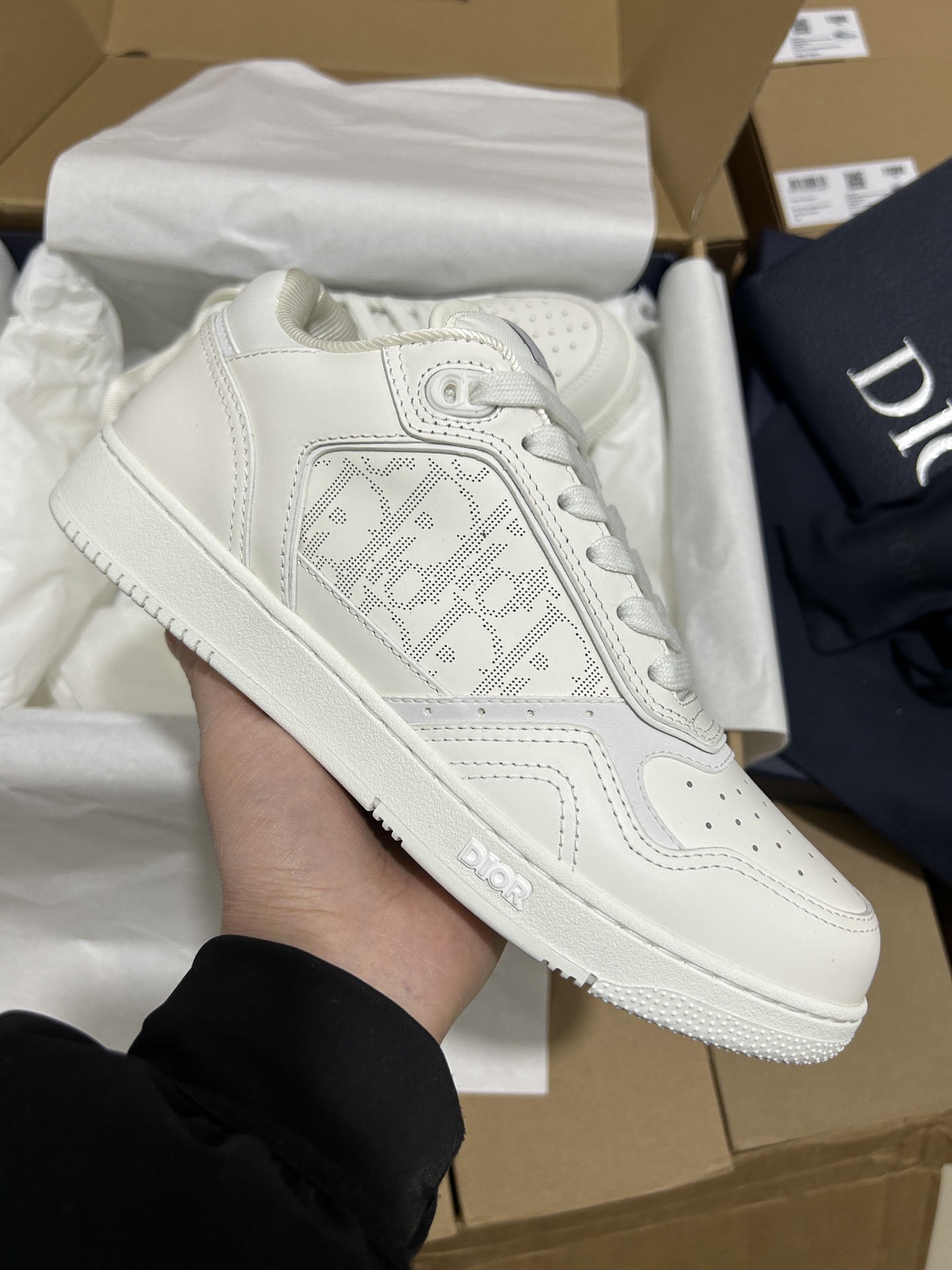 디올 남자 B27 로우탑 스니커즈