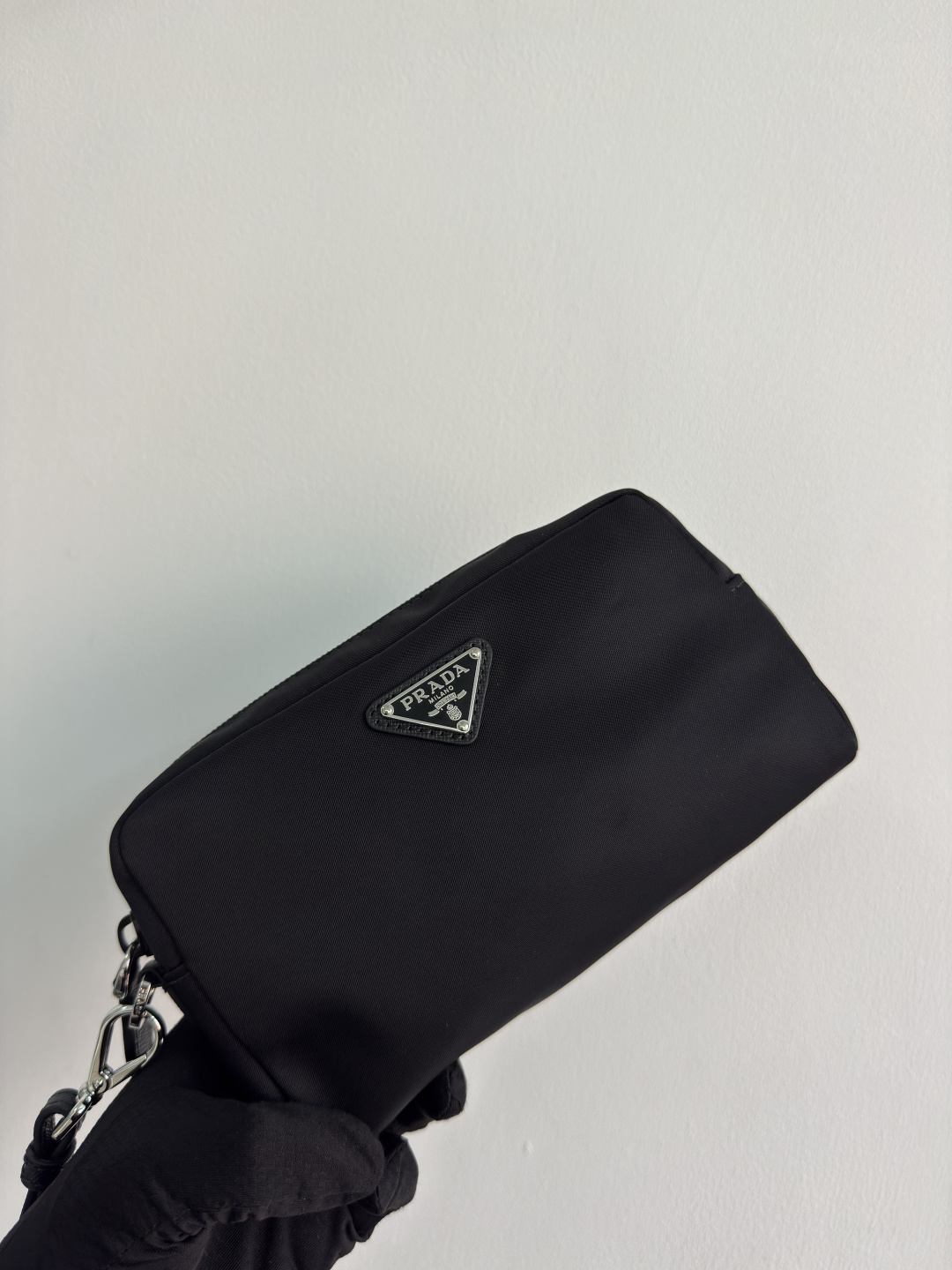 프라다 1NS021 리나일론 클러치백  17x11x5.5cm
