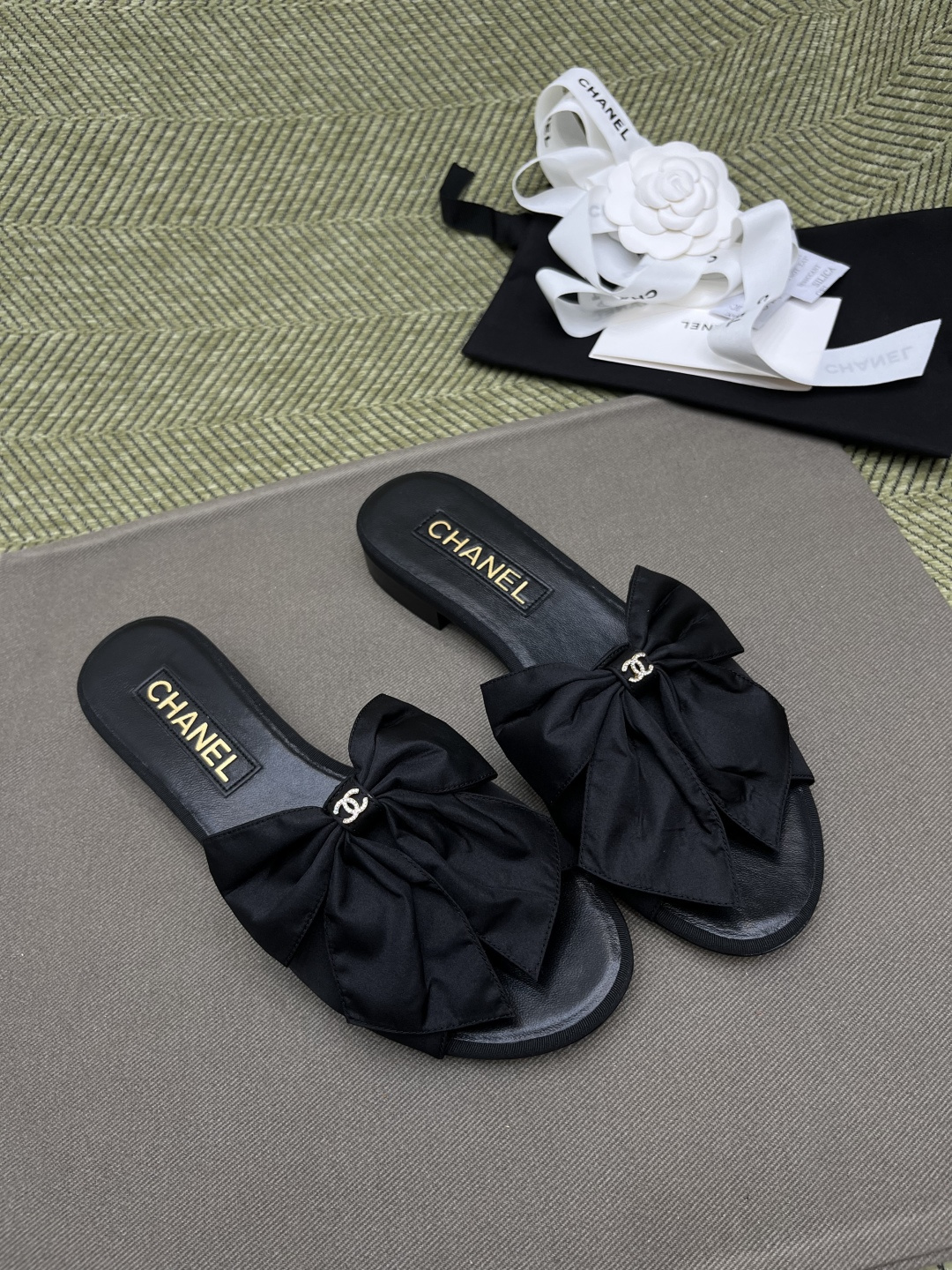 샤 ƆC 넬 리본 슬리퍼