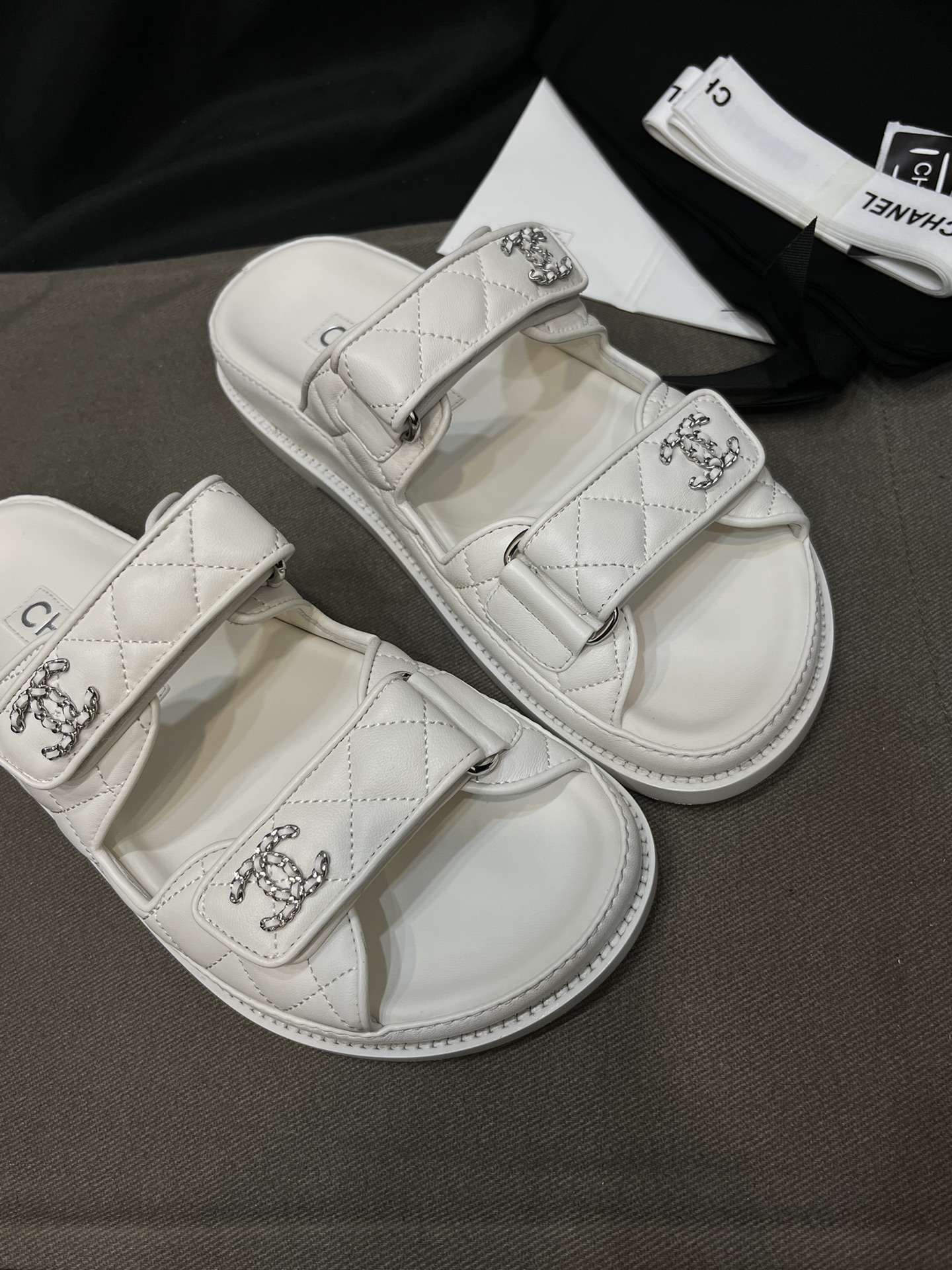 25년 샤 ƆC 넬 CC로고 슬리퍼