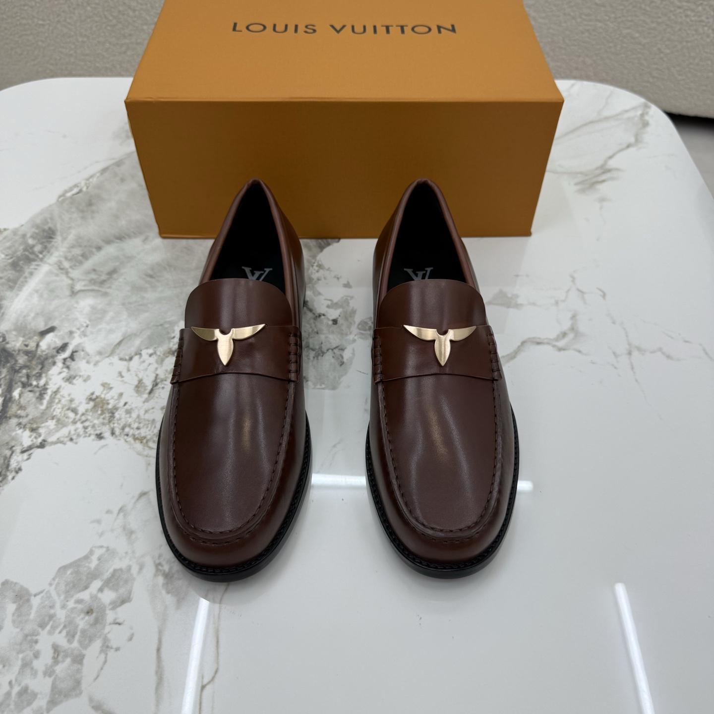 1AIYV2 LV Oxford Loafer로퍼