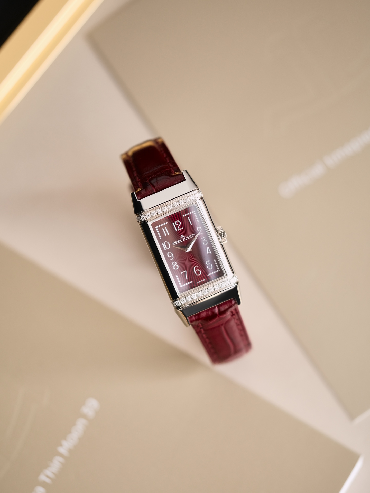 Jaeger Reverso One Q3288560    40.1mm x 20mm