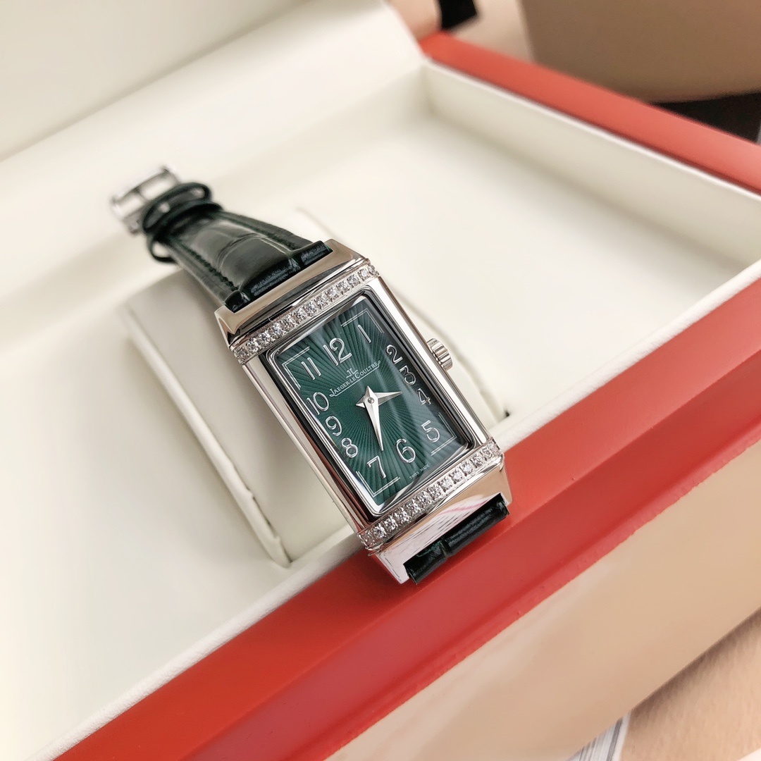 Jaeger Reverso One Q3288560    40.1mm x 20mm