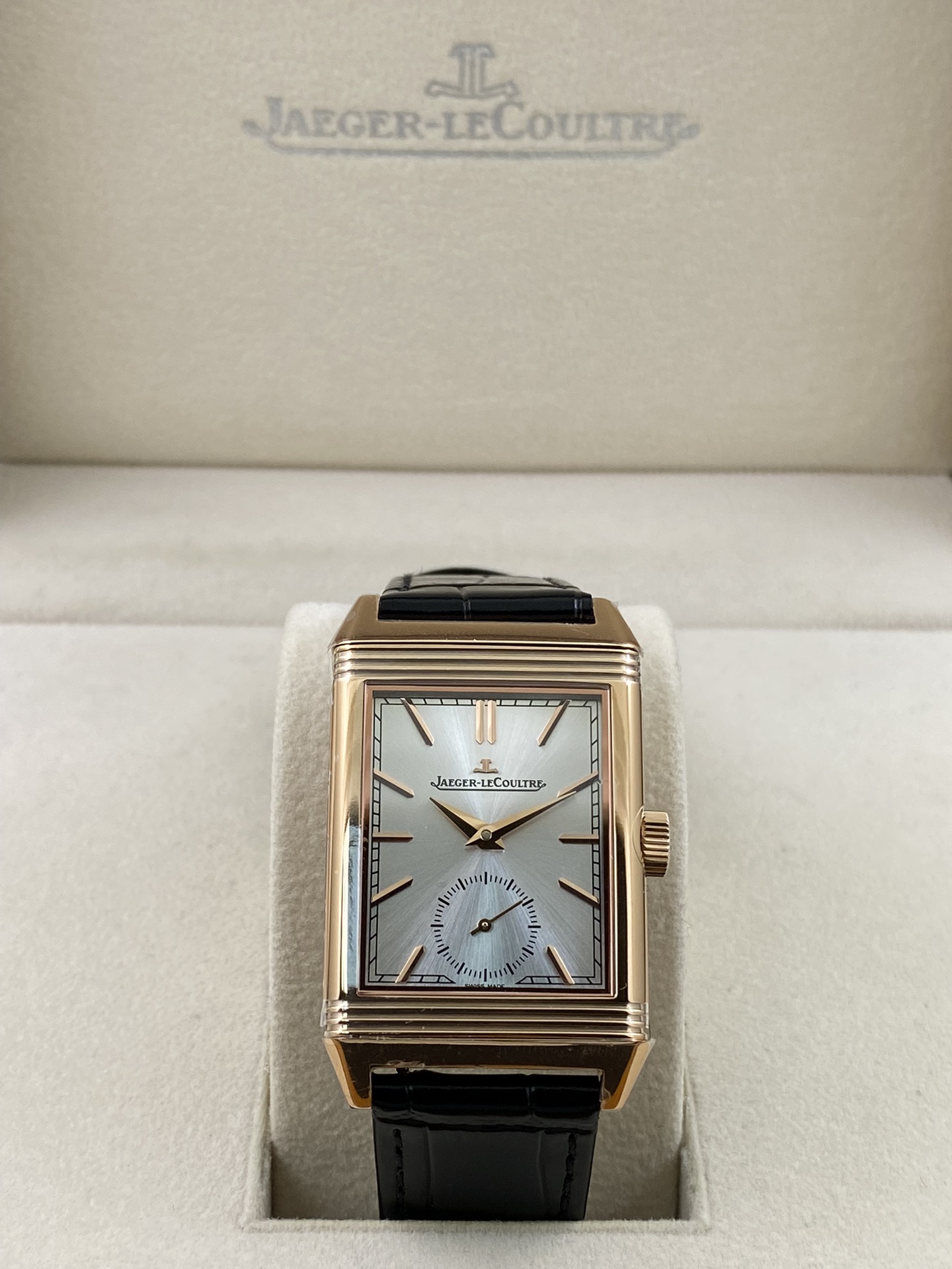 MG l 854A/2  l 45.6 x 27.4mm l Jaeger-LeCoultre 리베르소 트리뷰트