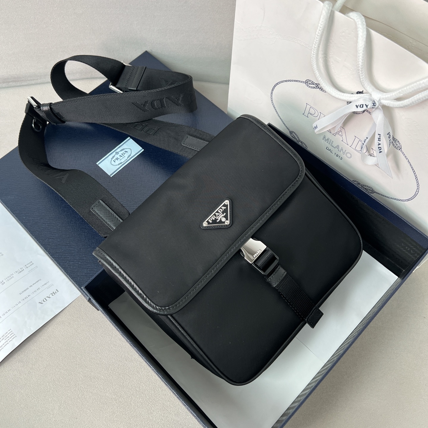 리나일론 남성 숄더백 2VD077  22x20x6cm