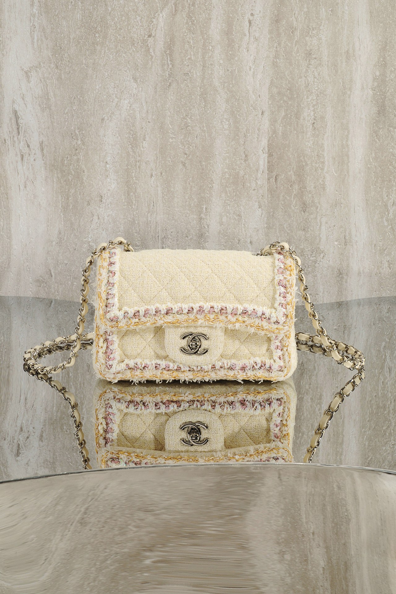 샤 ƆC 넬  26C 미니 클래식 백  20cm