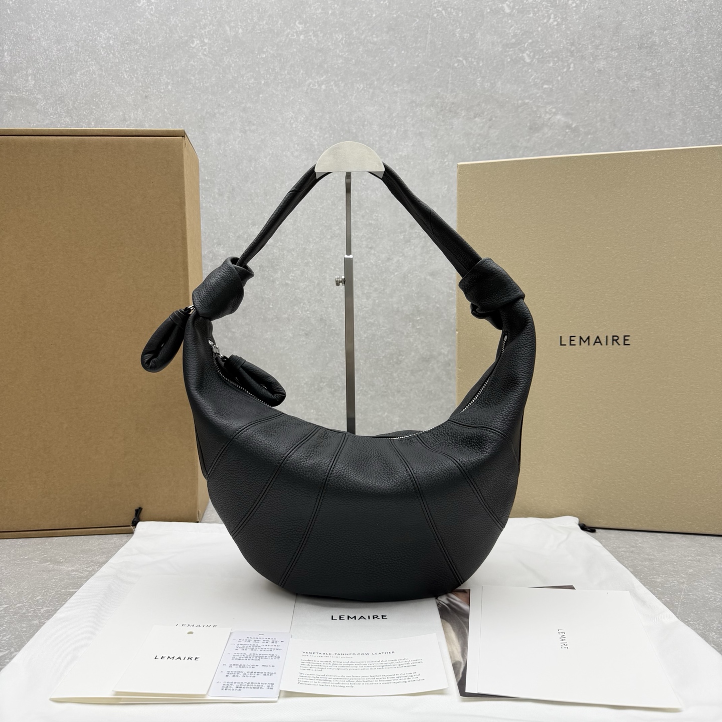 르메르   포춘 크루아상 다크초콜릿 숄더백 36×24×42cm