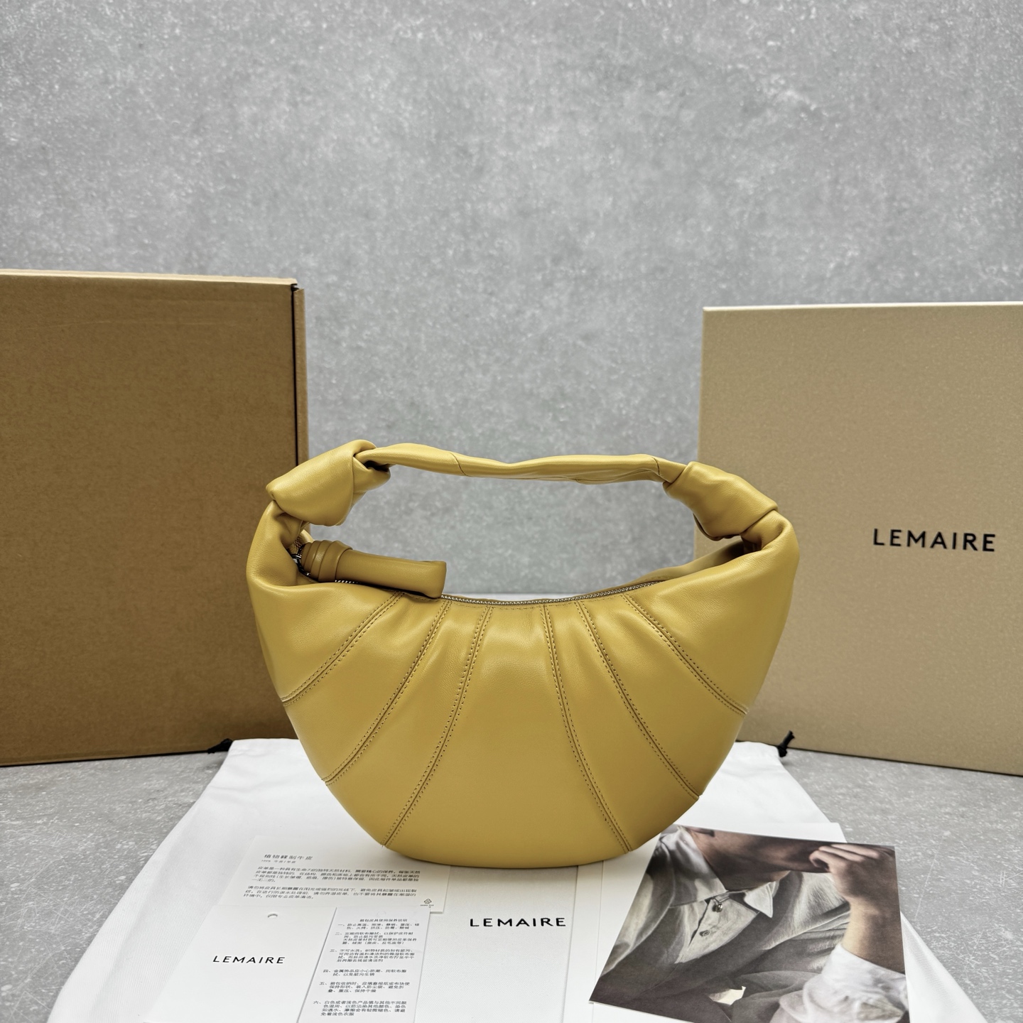 르메르   포춘 크루아상 다크초콜릿 숄더백 30×18×23×6cm