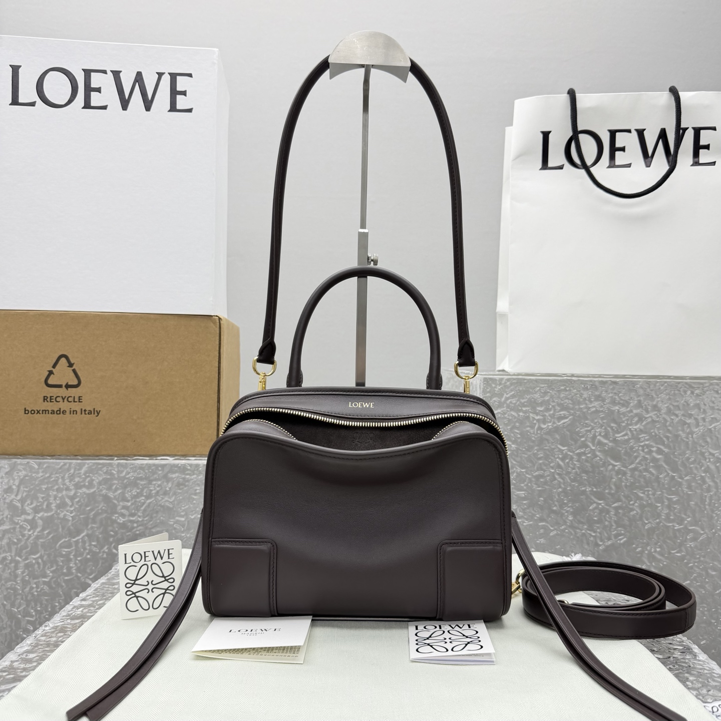 로에베  Mini Amazona 180 bag 20x 7x 11cm