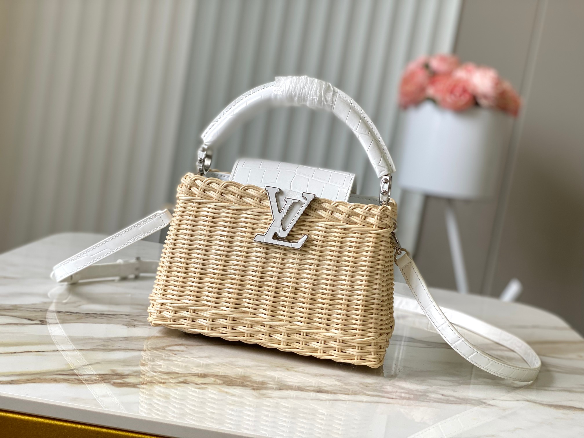 카퓌신 미니  21 * 14 * 8 CM